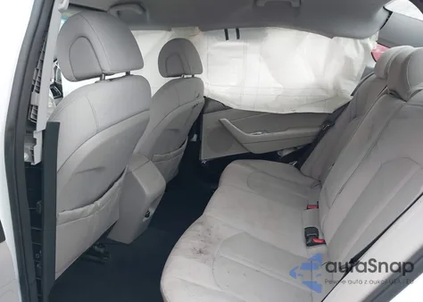 2015 Hyundai Sonata Sport z USA, uszkodzony, nr VIN 5NPE34AF4FH021338